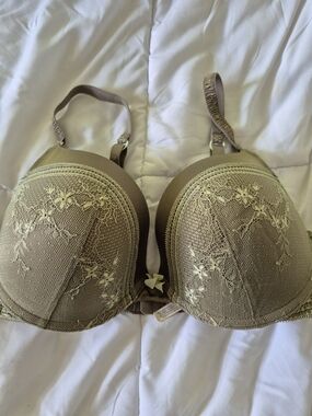 aerie Paige Lace-Overlay Pushup Bra in Green